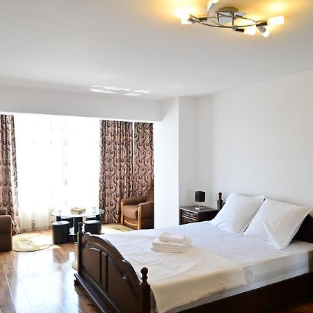 Vacation Apartment With Free Parking Hermannstadt Exterior foto