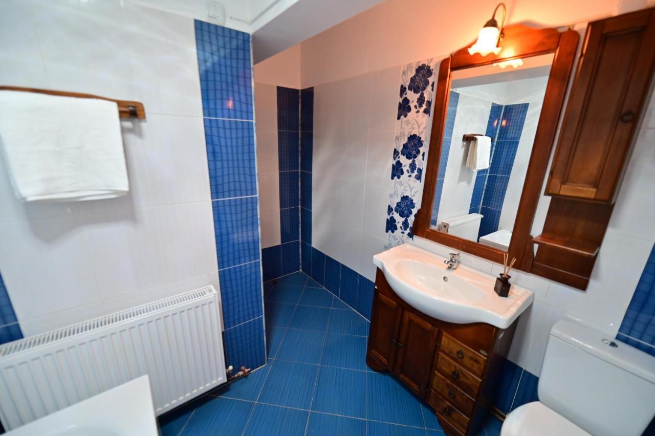 Vacation Apartment With Free Parking Hermannstadt Exterior foto